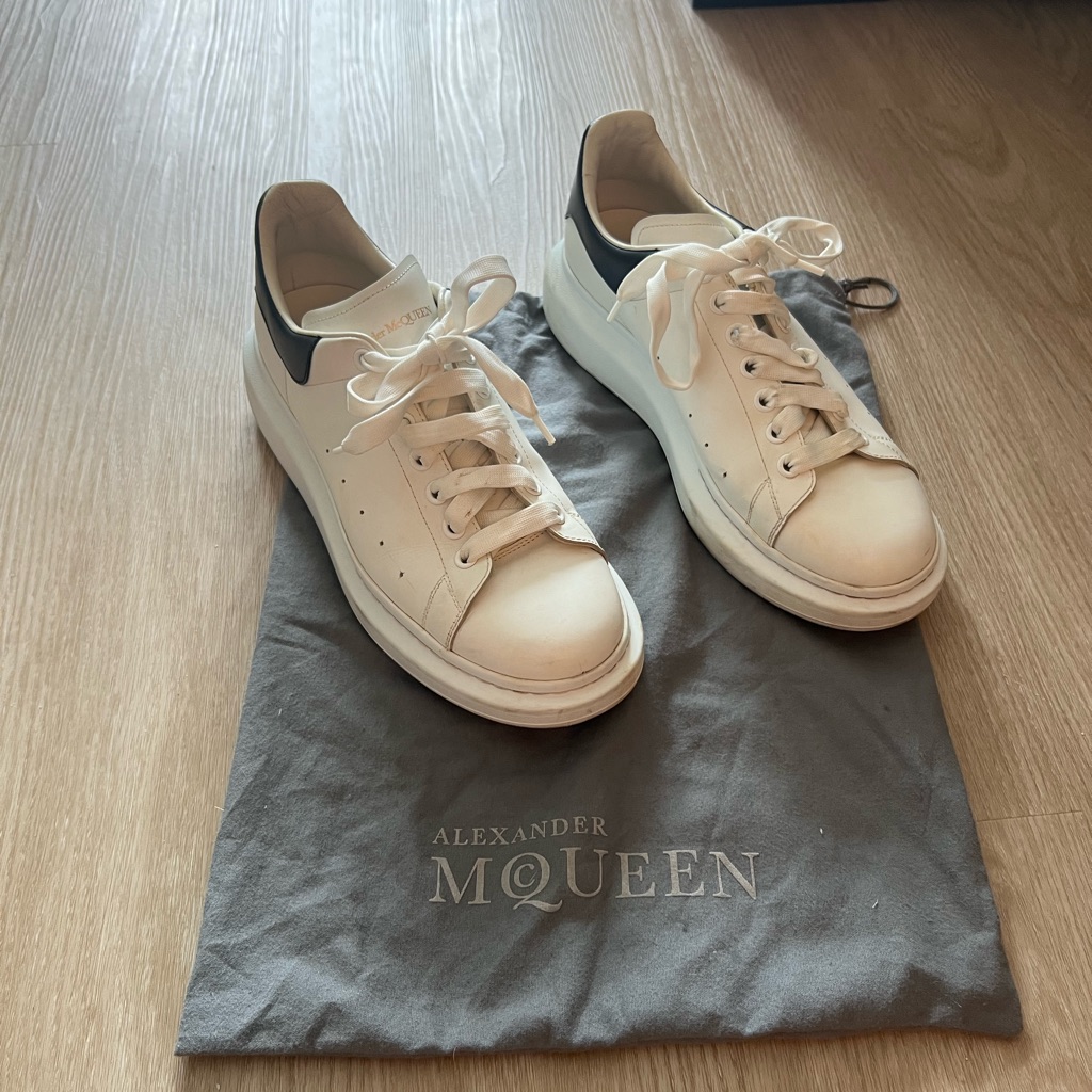Alexander Mcqueen White/Black Sneakers